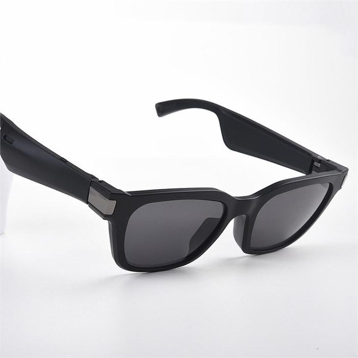 Smart Glasses Call Music
